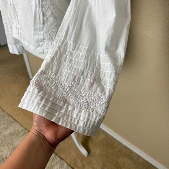 Monoreno White Embroidered Peasant Boho Blouse- Small - Picture 4 of 9